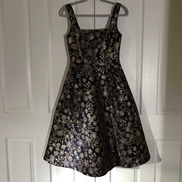 Francesca’s Gold & Navy Floral Dress - Picture 2 of 6